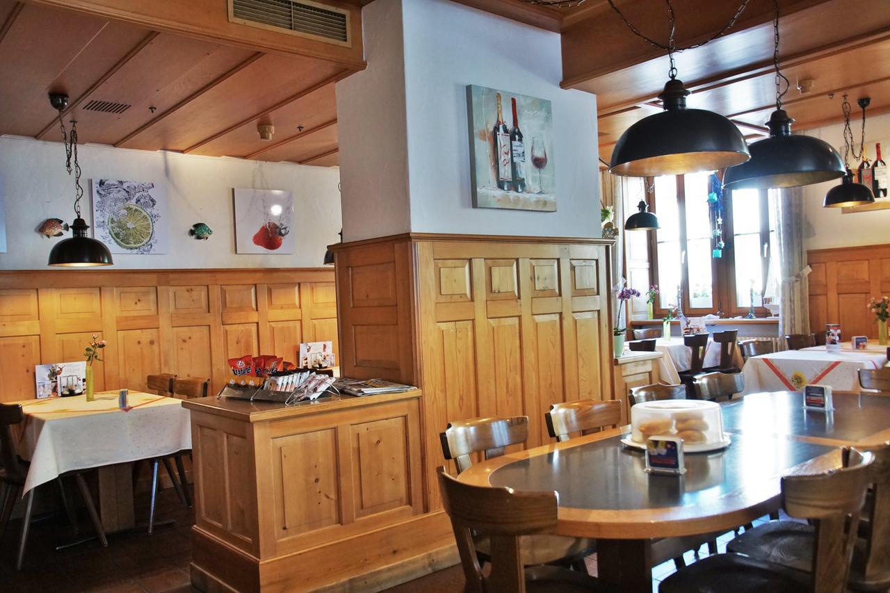 Hotel Gotthard ブルック エクステリア 写真